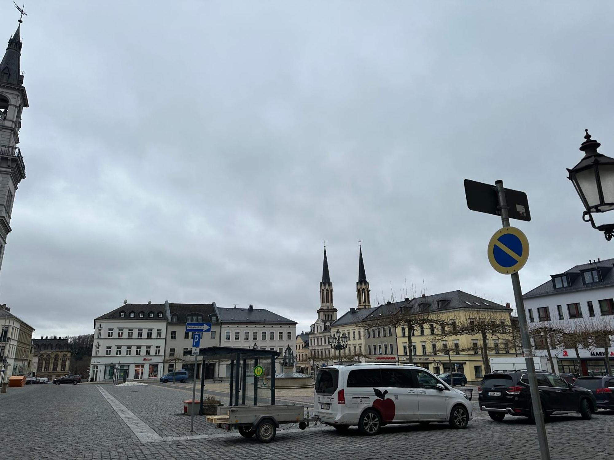 Ein Zimmer Wohnung Am Markt Oelsnitz  Eksteriør billede