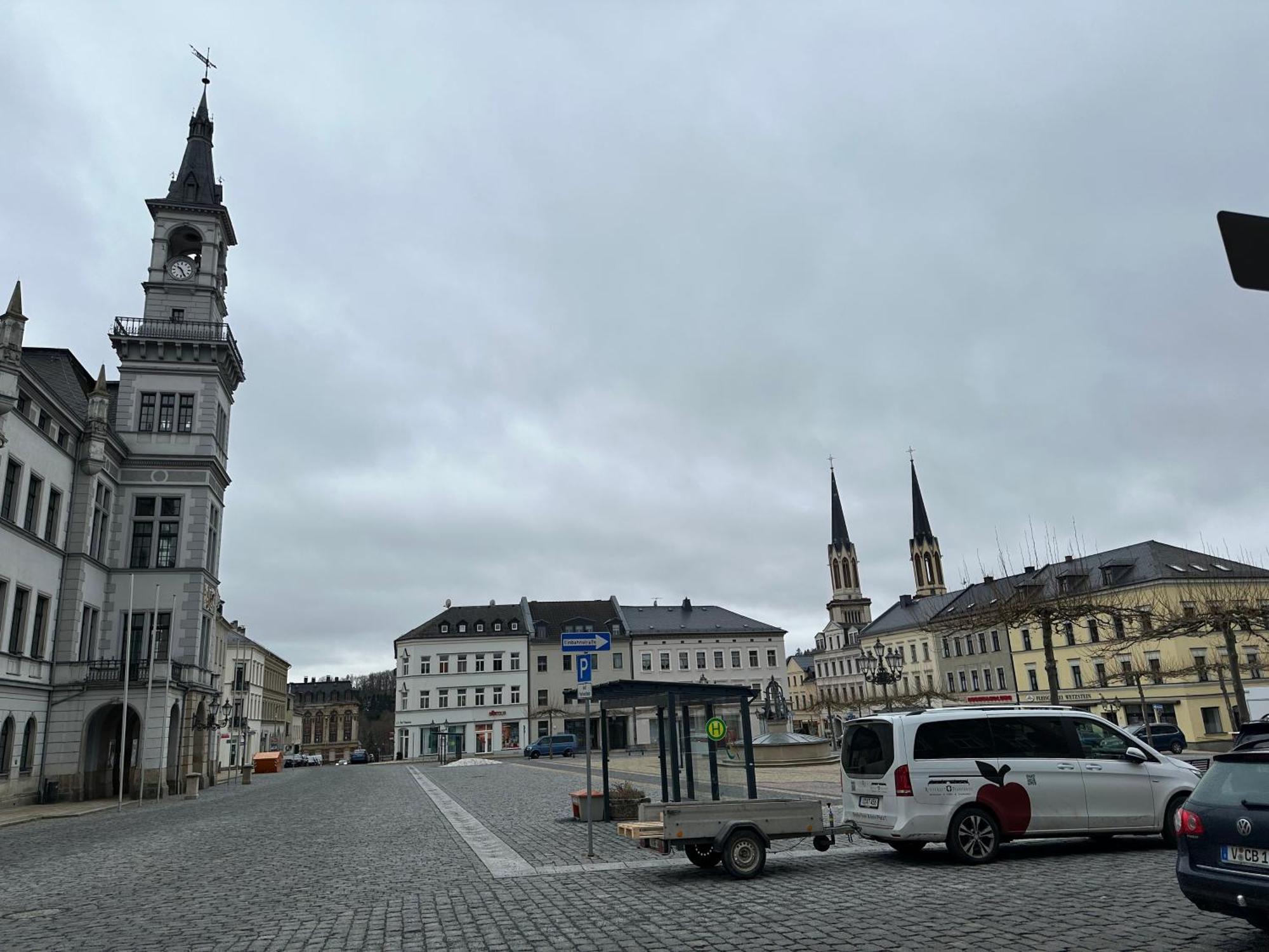 Ein Zimmer Wohnung Am Markt Oelsnitz  Eksteriør billede