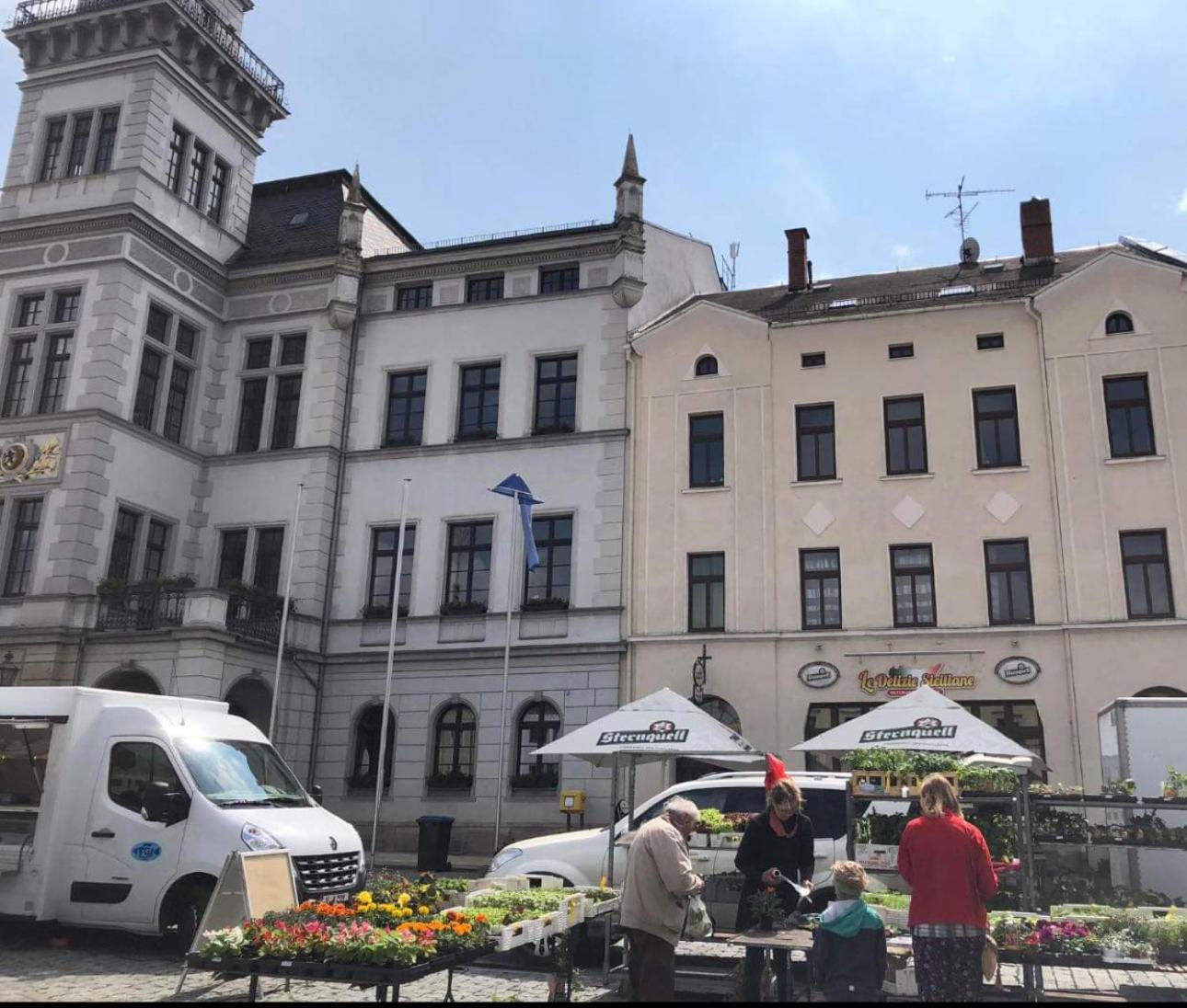 Ein Zimmer Wohnung Am Markt Oelsnitz  Eksteriør billede